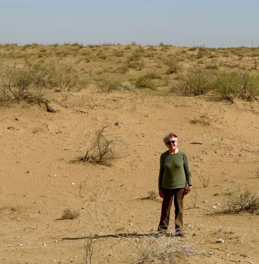 Photo op in the desert - I am wearing Kyzyl Kum colors