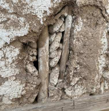 Old Tashkent Building with mud, straw, sticks and stones was helpful against earthquakes to a point.