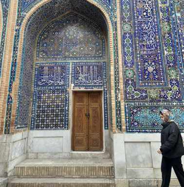 Another view of Shah-i-ZInda's tomb.