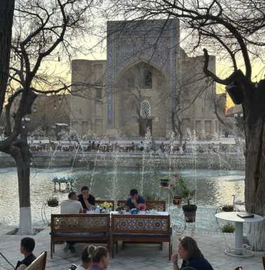Early evening at the Lyabi-Hauz.